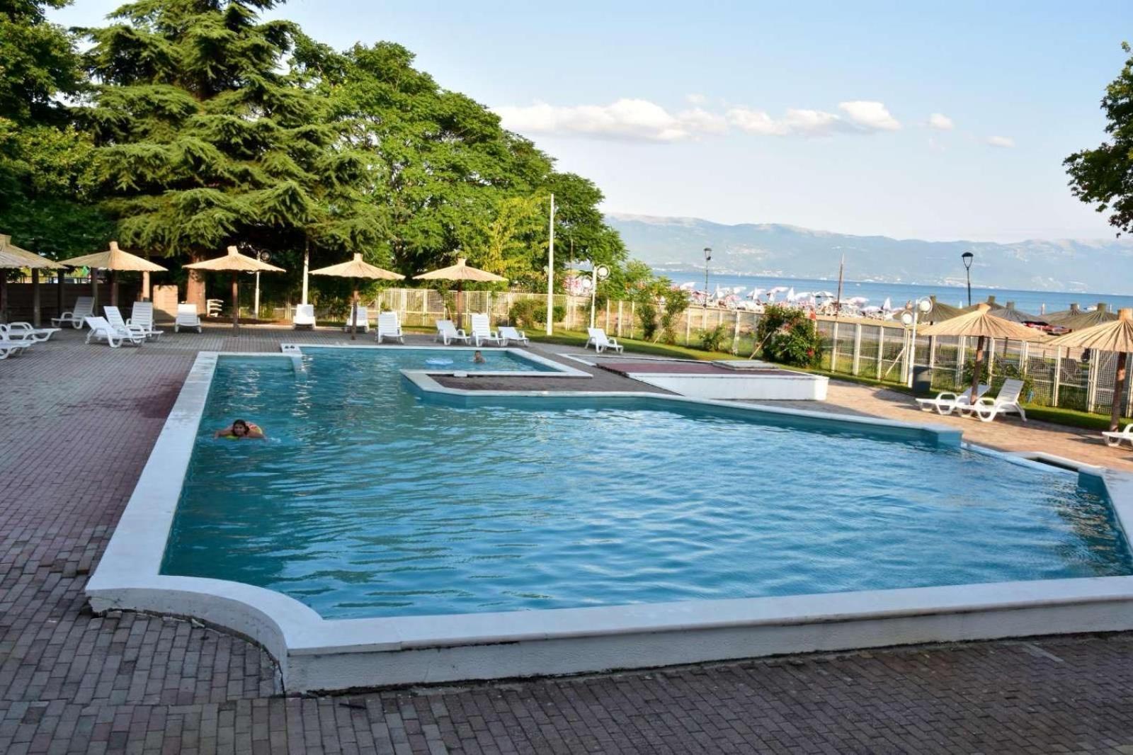 סטרוגה Hotel Drim & Spa מראה חיצוני תמונה