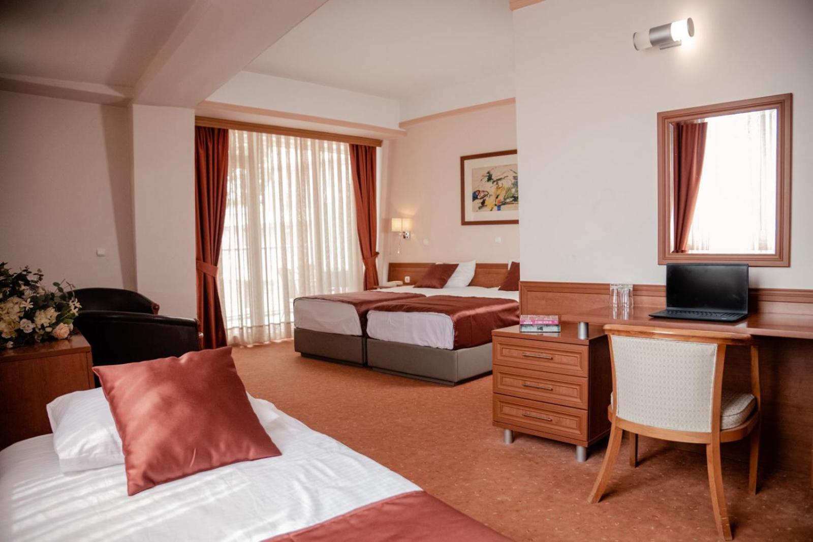 סטרוגה Hotel Drim & Spa מראה חיצוני תמונה